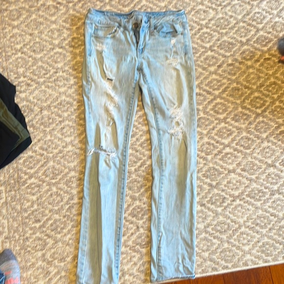 American eagle jeans with rips, skinny and a little loose around the ankles. - Picture 1 of 2